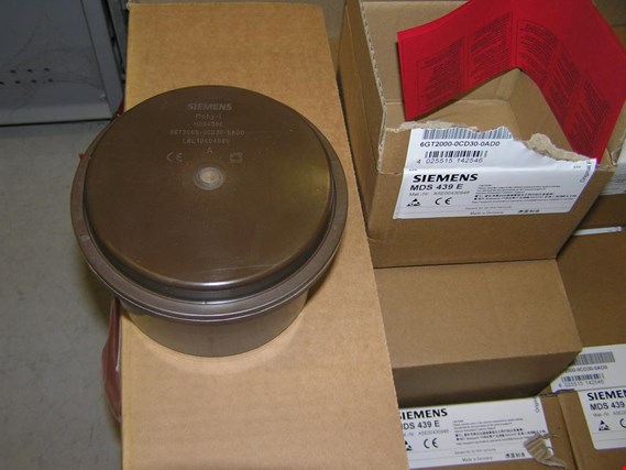 Used SIEMENS s.r.o. 6GT2000-0CD30-0AD0 Data storage for Sale (Auction Premium) | NetBid Industrial Auctions